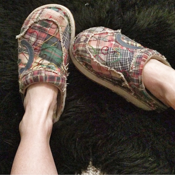 ISO The ART Company patchwork clogs - Picture 2 of 2